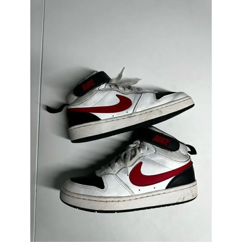 Nike one sneaker
